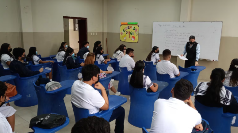 Estudiantes de Costa y Galápagos volverán a clases