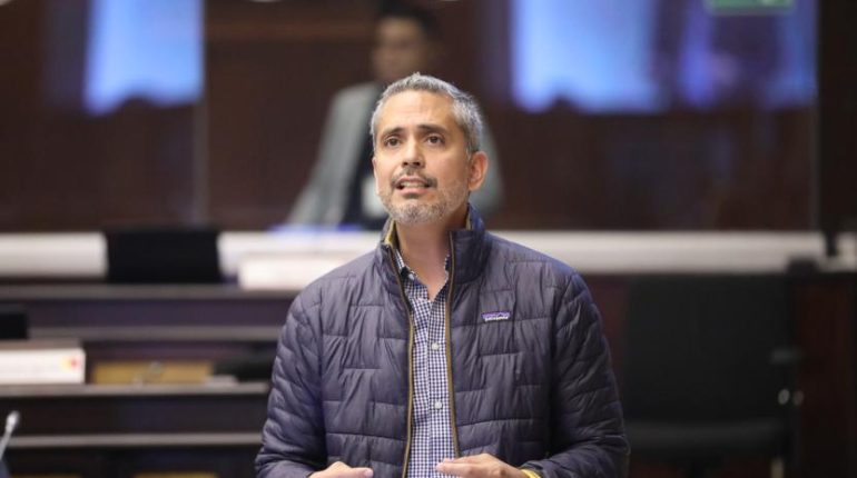Juez fija audiencia para vincular a Raúl Chávez