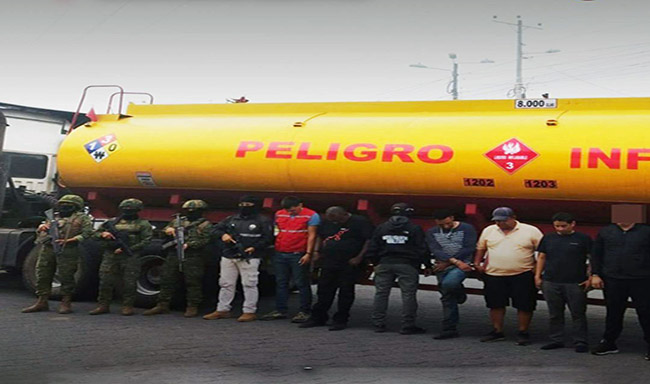 Militares incautan 45 mil galones de combustible en Quinindé