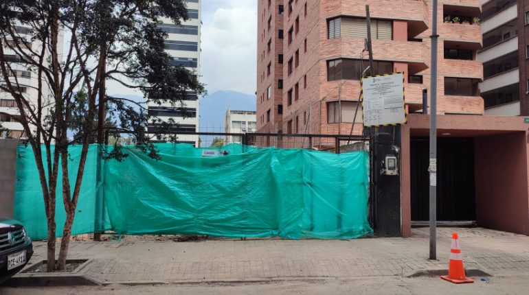 Municipio sanciona a Alpha Builders por construir sin permisos