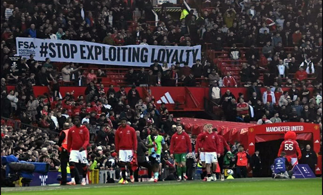 Premier League: encuesta revela fuerte rechazo de los aficionados al VAR