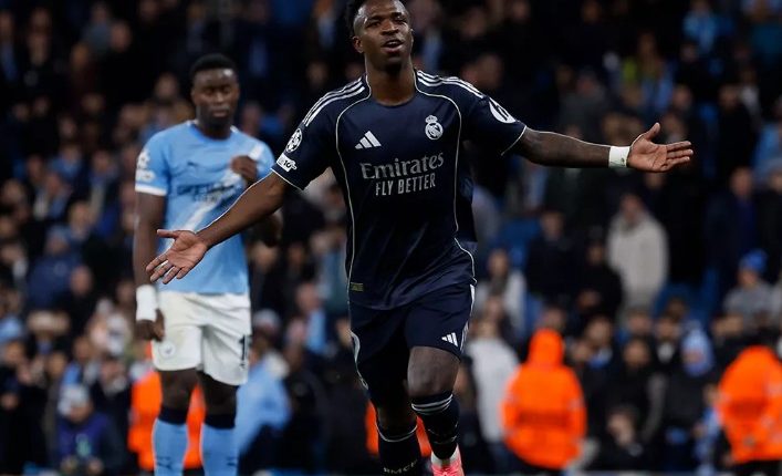 Real Madrid elimina City con doblete de Vinícius