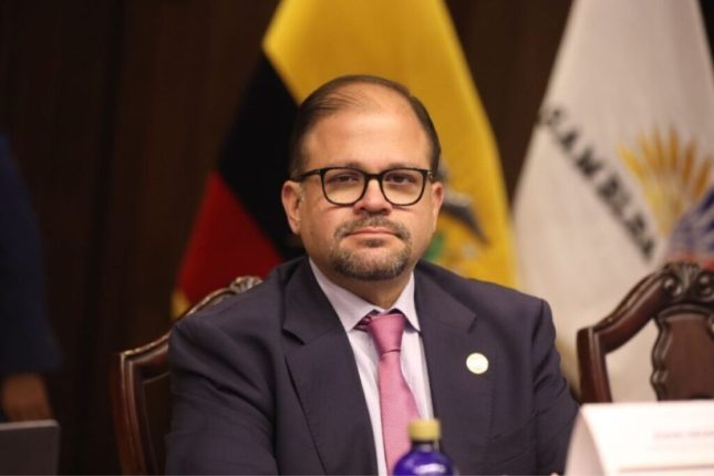 Reimberg afirma golpe a redes terroristas en Ecuador