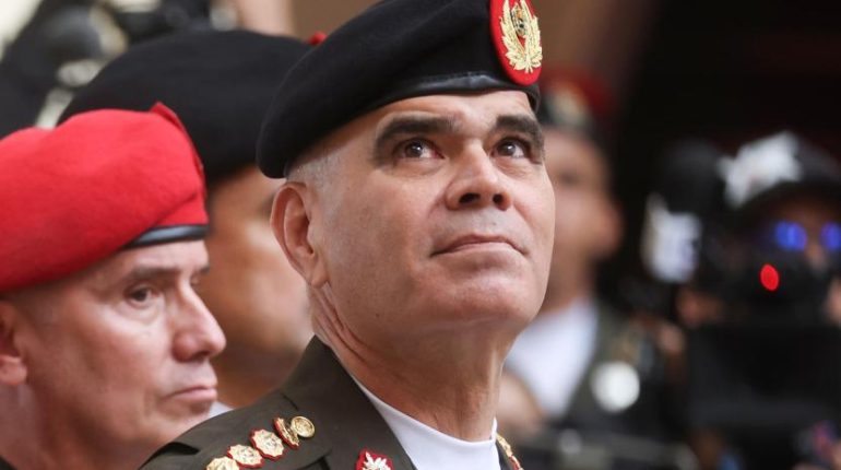 Rodríguez remueve a Padrino y reconfigura cúpula militar