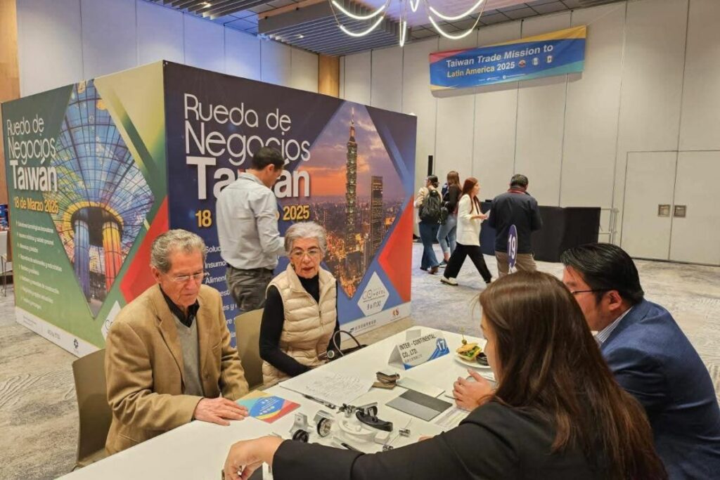 taiwan-busca-ampliar-comercio-e-inversin-con-ecuador221.com_.ec_ Taiwán busca ampliar comercio e inversión con Ecuador