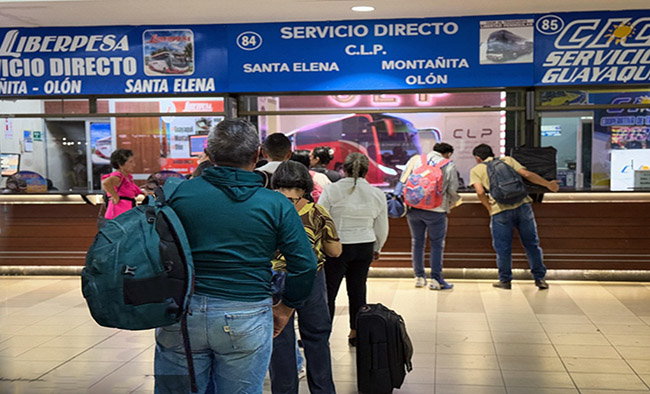 Terminales de Guayaquil operarán de 06:00 a 21:00 por toque de queda