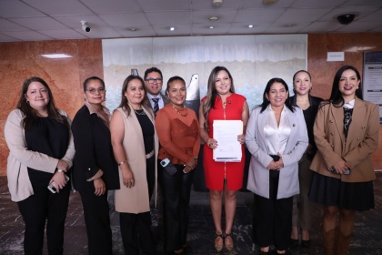 Zúñiga impulsa ley contra violencia sexual digital sintética