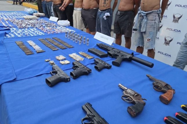 Apolo 17: 20 detenidos con armas y droga en Guayas