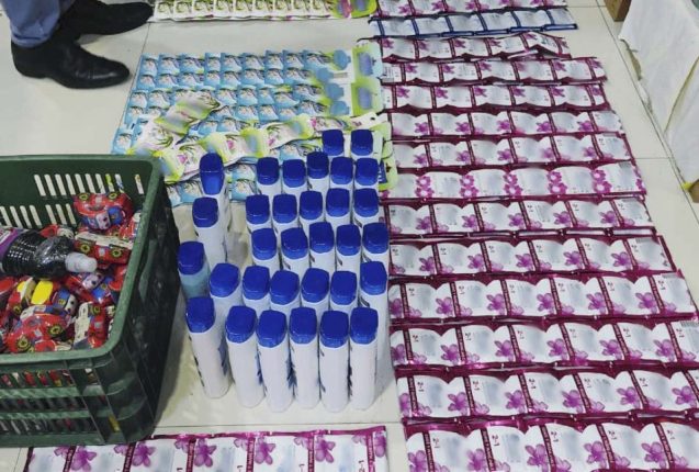 Arcsa retira miles de cosméticos irregulares en Quito