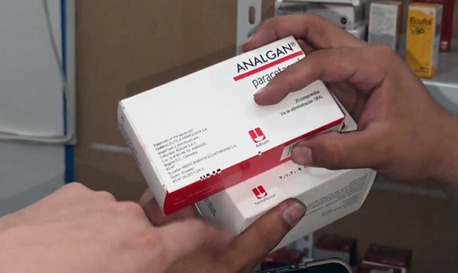Clausuran farmacia que tenía medicamentos caducados y falsificados