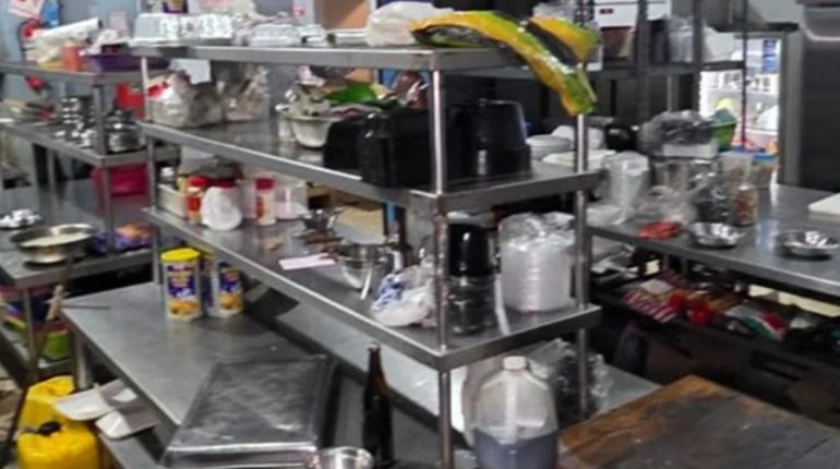 Clausuran restaurante en Guayaquil por insalubridad y plagas