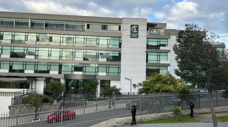 Contraloría audita gastos de municipios y prefecturas del país