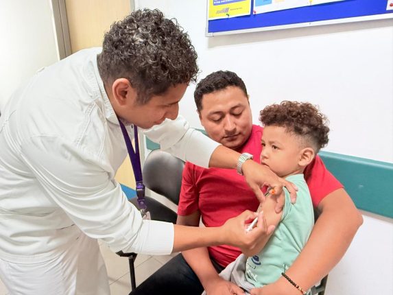 Ecuador activa vigilancia sanitaria ante alerta regional sarampión