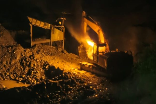 Ejército destruye maquinaria ilegal en operativo