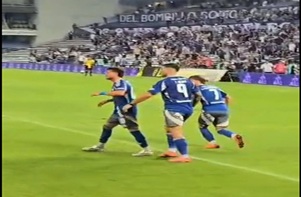 Emelec recupera tres puntos en la Liga Pro 2026