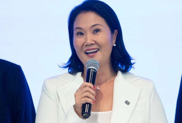 Fujimori lidera conteo electoral con 60% escrutado
