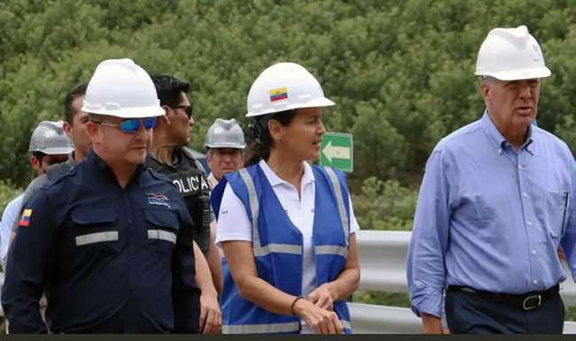 Gobierno entrega dique en el río Coca para frenar erosión