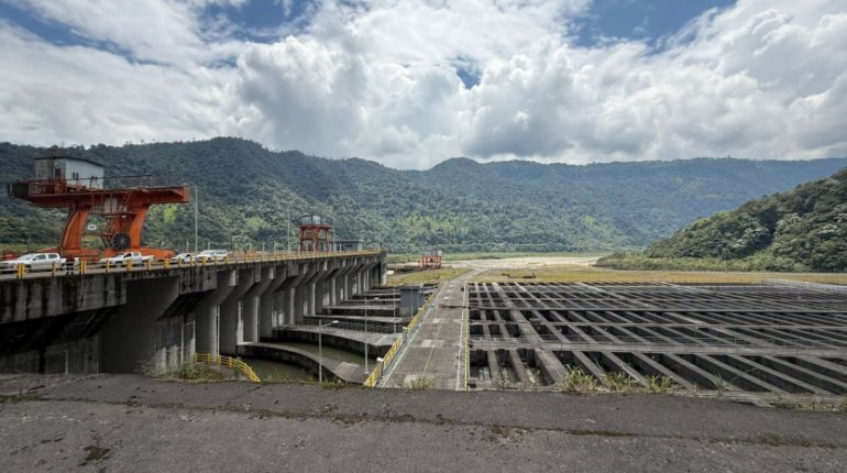 Gobierno retiene garantías a Sinohydro por fallas persistentes