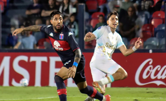Macará venció a Tigre como visitante en Argentina