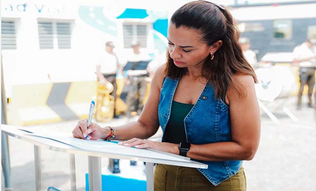 Marcela Aguiñaga dejará la prefectura del Guayas el 14 de mayo