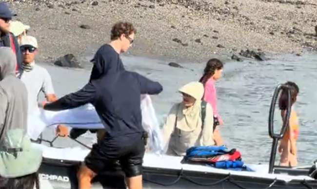 Mark Zuckerberg está de vacaciones en las Islas Galápagos