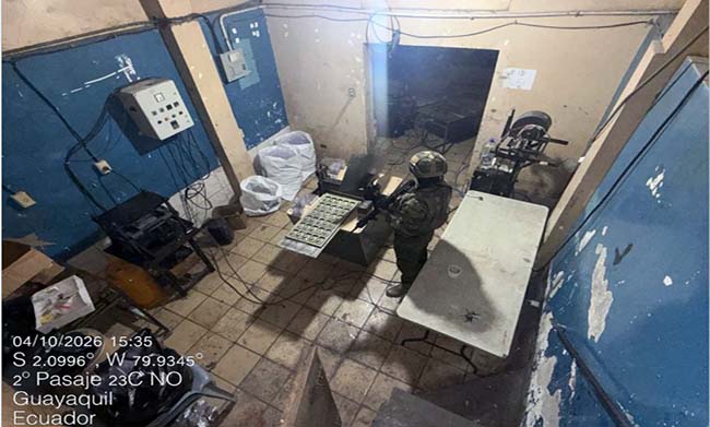 Militares desmantelan fábrica clandestina de medicinas en Guayaquil