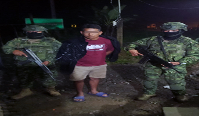Militares detienen a dos sujetos con drogas en Pastaza