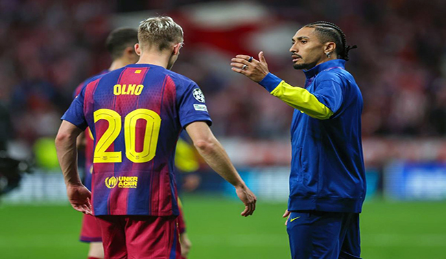 Raphinha ve la luz al final del túnel en el Barça