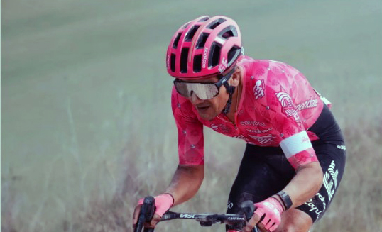 Richard Carapaz no correrá el Giro de Italia 2026