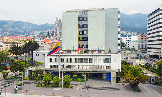 Riesgo país de Ecuador alcanzó los 404 puntos en abril