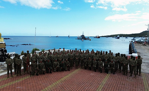 Armada entrega equipos a repartos navales insulares