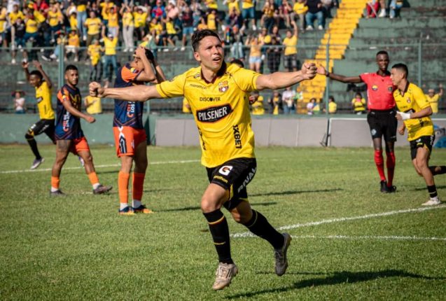 Barcelona avanzó a octavos tras vencer a Insutec