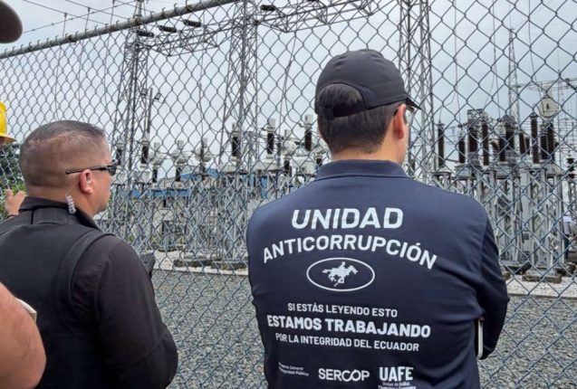 CNEL ejecuta obra eléctrica clave para reforzar Guayas