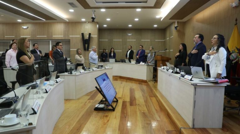 Concejo capitalino frenó debate sobre municipalizar buses urbanos