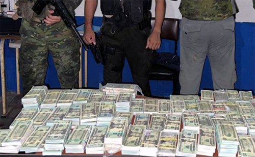 Ejército decomisa USD 180000 en billetes falsos en Manabí