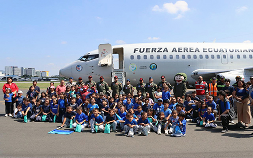 FAE llevó felicidad a niños de Durán y Guayaquil