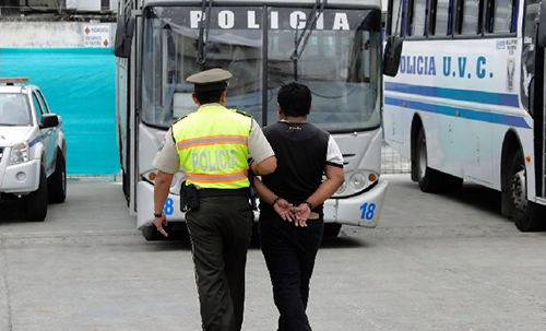 Fiscalía formula cargos contra 2 extorsionadores