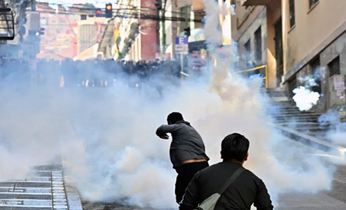 ecuador 221 mas-de-un-centenar-de-detenidos-en-las-protestas-contra-el-gobierno-de-bolivia-ecuador221.com_.ec_ Más de un centenar de detenidos en las protestas contra el Gobierno de Bolivia