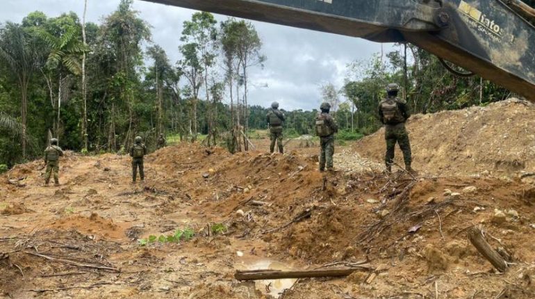 Militares descubren red ilegal para desviar electricidad hacia Colombia