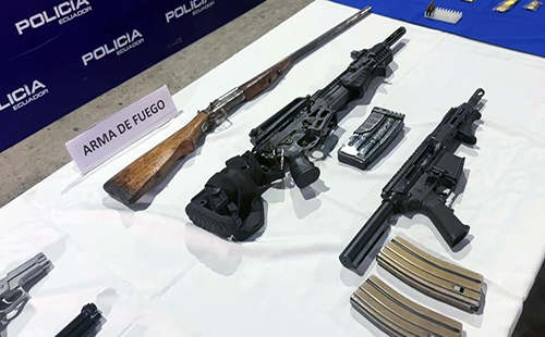 Operativo Apolo 18: 15 detenidos, armas y droga decomisada en Guayaquil y Durán