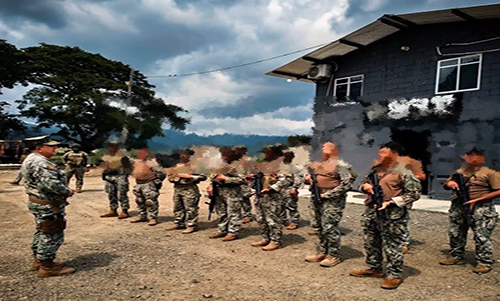 comandante-de-operaciones-navales-superviso-operaciones-militares-en-manabi-ecuador221.com_.ec_ Comandante de Operaciones Navales supervisó operaciones militares en Manabí