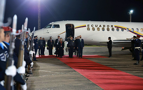 daniel-noboa-llego-a-paraguay-para-participar-en-la-cumbre-del-mercosur-ecuador221.com_.ec_ Daniel Noboa llegó a Paraguay para participar en la cumbre del Mercosur