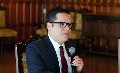 José Julio Neira, el funcionario orquesta del gobierno de Noboa