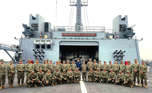 Personal de la Armada participan en curso de administración naval