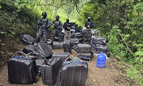 Policía incautó 2 toneladas de cocaína en el cantón Jama