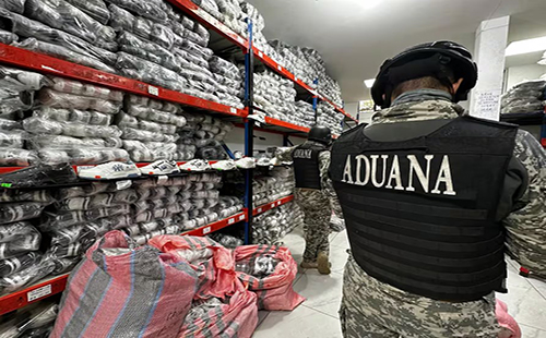 senae-oficializa-fin-de-tasa-aduanera-a-productos-colombianos-ecuador221.com_.ec_ SENAE oficializa fin de la tasa aduanera a productos colombianos