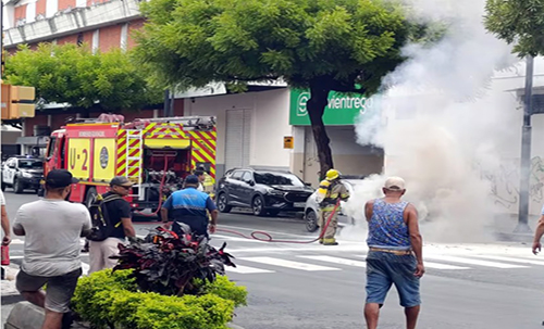 Vehículo se incendió en el centro de Guayaquil