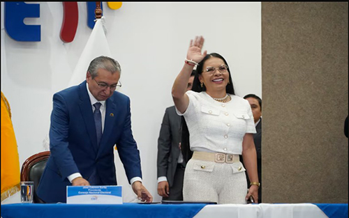 ecuador 221 diana-atamaint-renuncia-al-consejo-nacional-electoral-ecuador221.com_.ec_ Diana Atamaint renuncia al Consejo Nacional Electoral