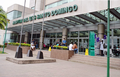 IESS dotó de medicamentos esenciales para hospital de Santo Domingo
