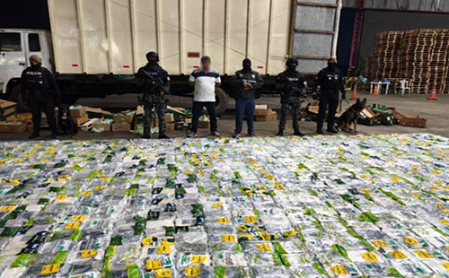 Incautan 1.080 paquetes de cocaína en Puerto Bolívar